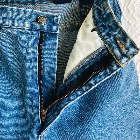 Vintage High Rise 90s Denim Medium Wash Bermuda Shorts - Picture 6 of 9